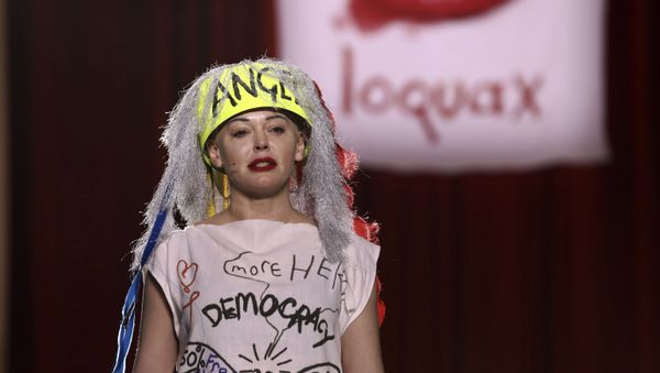 Actress Rose McGowan at London Fashion A/W Vivienne Westwood 2019 - Sputnik International