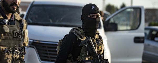 Members of the special forces of the Kurdish-led Syrian Democratic Forces (SDF) are pictured during preparations to join the front against Turkish forces, on October 10, 2019 - Sputnik International
