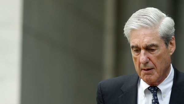 Former Special Counsel Robert Mueller departs from the U.S. Capitol following his testimonies before the House of Representatives, on Capitol Hill in Washington, U.S. July 24, 2019 - Sputnik International