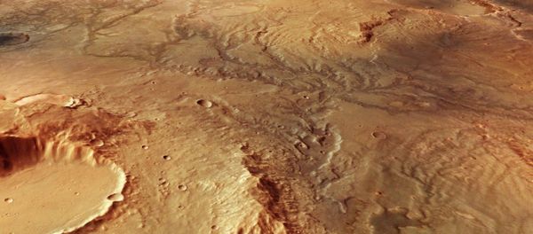 ESA's Mars Express orbiter has captured some stunning images of dry riverbeds on Mars - Sputnik International