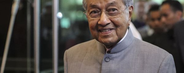 Malaysian Prime Minister Mahathir Mohamad arrives upon delivering a televised speech to the nation in conjunction with the coalition's first anniversary in power in Putrajaya, Malaysia, Thursday, May 9, 2019 - Sputnik International