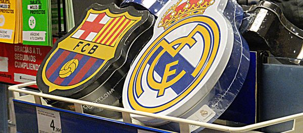 Real Madrid and Barcelona F.C.B. Real Madrid and Barcelona F.C.B. - Sputnik International