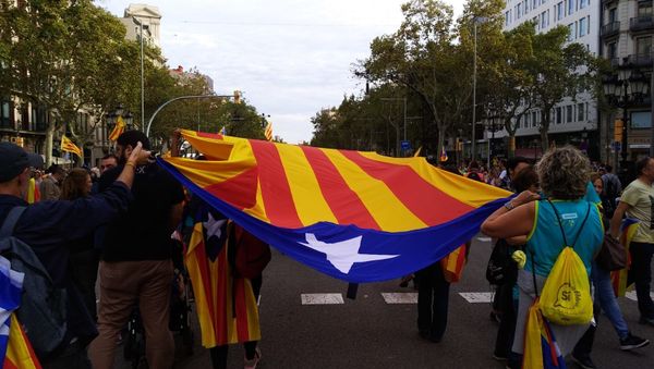 People are protesting in Barcelona People are protesting in Barcelona - Sputnik International
