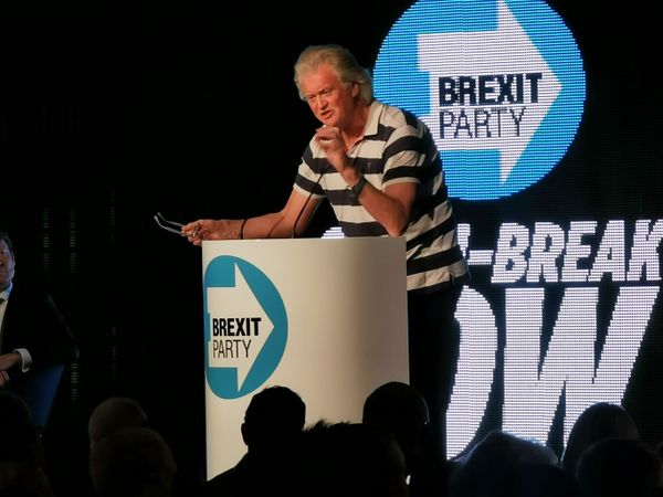 'Shaking the Political Agenda': Highlights From Brexit Party 'Extension Rebellion' Rally in London 'Shaking the Political Agenda': Highlights From Brexit Party 'Extension Rebellion' Rally in London - Sputnik International