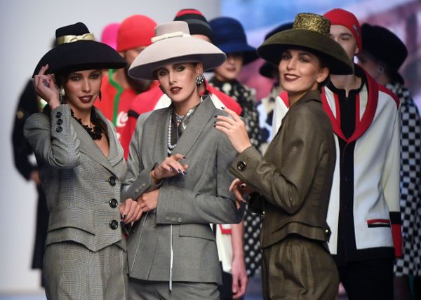 Cosmic Chic and Russian Motifs: Mercedes-Benz Fashion Week in Moscow - Sputnik International