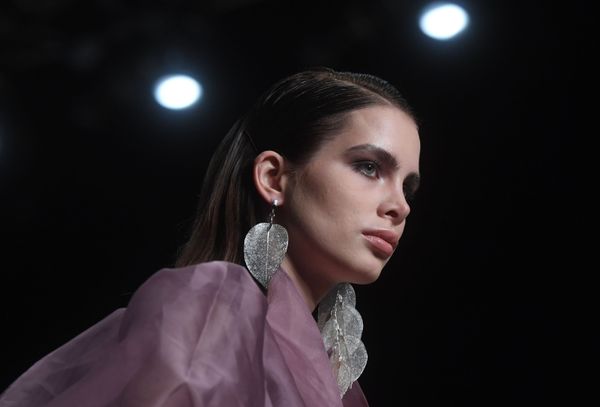 Cosmic Chic and Russian Motifs: Mercedes-Benz Fashion Week in Moscow - Sputnik International