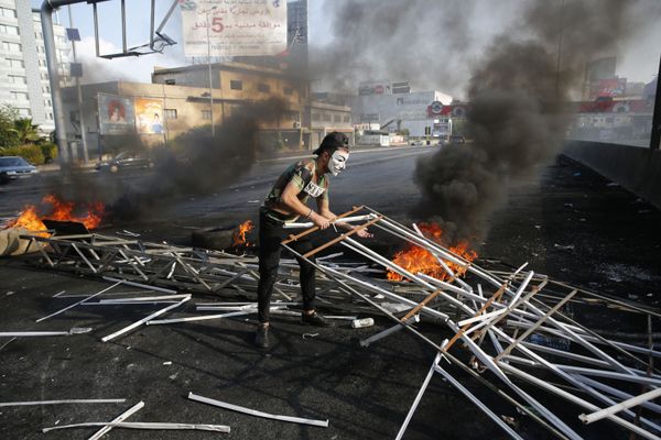 Lebanese Protests May Trigger Government Crisis, Regional Powers Would Prefer Status Quo - Experts - Sputnik International