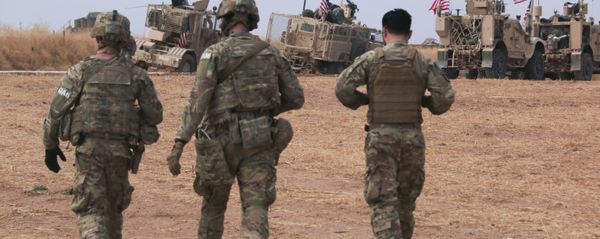 American military convoy stops near the town of Tel Tamr, north Syria, Sunday, Oct. 20, 2019 American military convoy stops near the town of Tel Tamr, north Syria, Sunday, Oct. 20, 2019 - Sputnik International