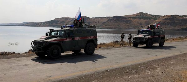 Russian Military Police at Euphrates River in Syria - Sputnik International
