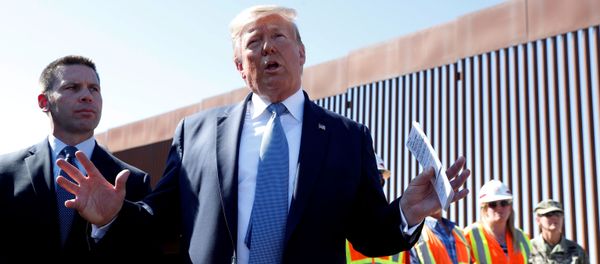 U.S. President Donald Trump speaks during his visit to a section of the U.S.-Mexico border wall in Otay Mesa, California, U.S. September 18, 2019 - Sputnik International