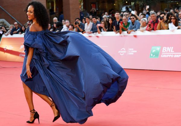 Actress Ira Fronten walks the red carpet before the premiere of Giulio Base's Bar Giuseppe at the 14th Rome Film Festival - Sputnik International