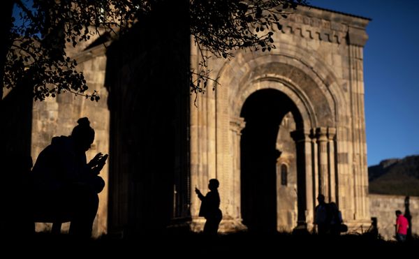 Tourists visiting the Tatev monastery in Syunik province of Armenia Tourists visiting the Tatev monastery in Syunik province of Armenia - Sputnik International