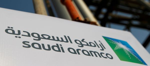 The Saudi Aramco logo is pictured at the company's oil facility in Abqaiq, Saudi Arabia, October 12, 2019 - Sputnik International