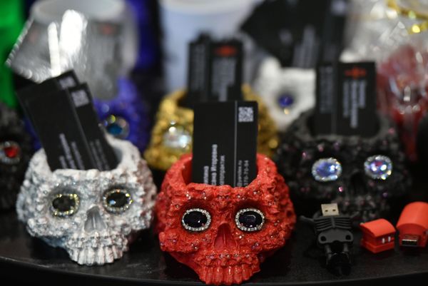 'Til Death Do Us Part: Major European Funeral Exhibition Opens in Moscow 'Til Death Do Us Part: Major European Funeral Exhibition Opens in Moscow - Sputnik International