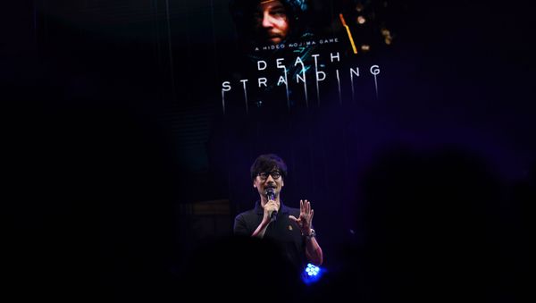 Japanese video game designer, writer, director and producer Hideo Kojima speaks on stage to present his new video game Death Stranding during the Tokyo Game Show in Makuhari, Chiba Prefecture on September 12, 2019. - Sputnik International