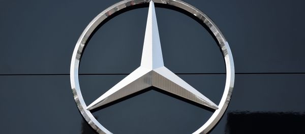 The logo of Mercedes The logo of Mercedes - Sputnik International