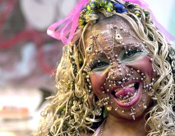The world's most pierced woman, Elaine Davidson from Brazil The world's most pierced woman, Elaine Davidson from Brazil - Sputnik International