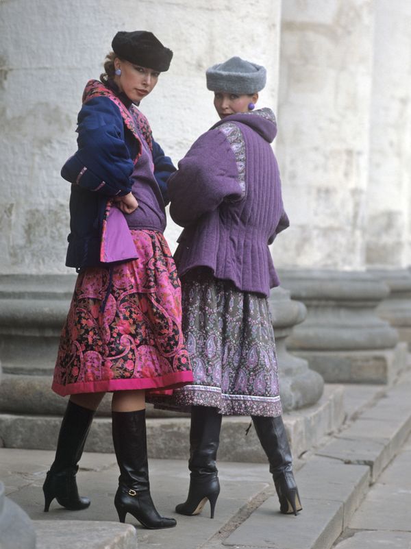 Models demonstrate outerwear (1983)  - Sputnik International