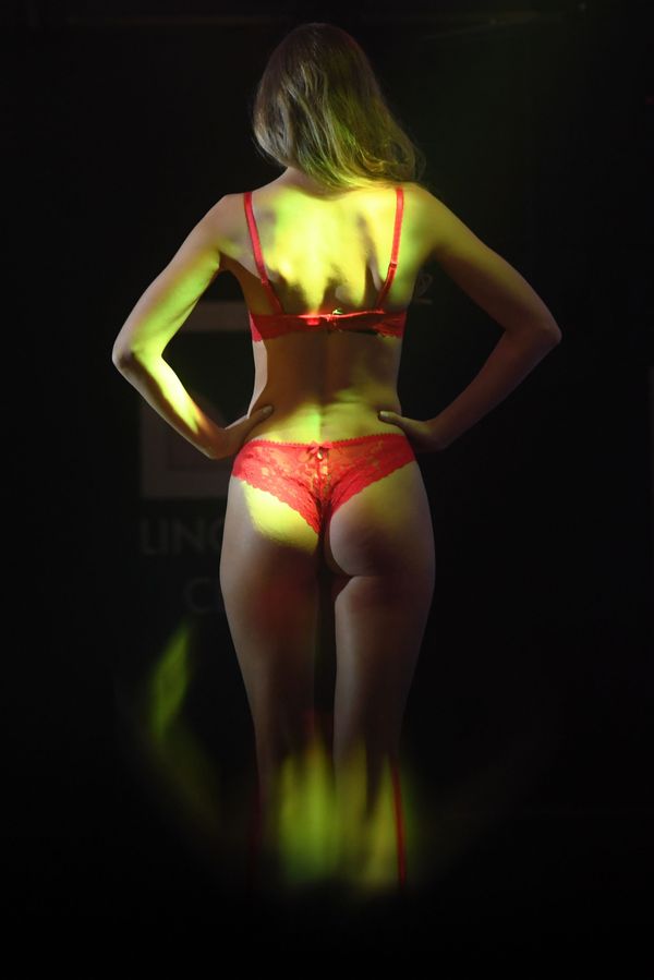 Less is More? Sexy Underwear Displayed in Moscow - Sputnik International