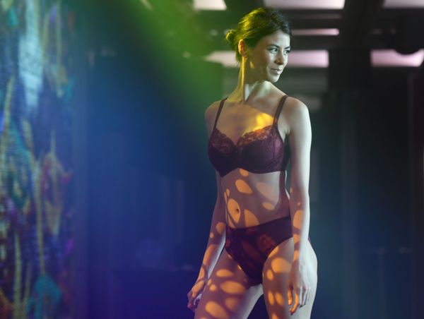 Less is More? Sexy Underwear Displayed in Moscow - Sputnik International