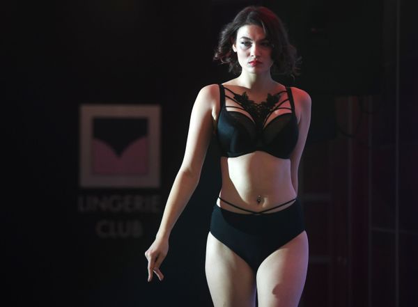 Less is More? Sexy Underwear Displayed in Moscow - Sputnik International