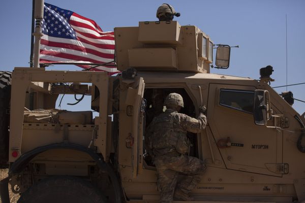 US Troops Establish New Military Base in Syria to Cut Off Roads to Eastern Oil Fields – Report - Sputnik International