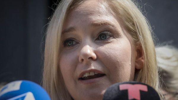 Virginia Roberts Giuffre, a sexual assault victim, speaks during a press conference outside a Manhattan court in New York - Sputnik International