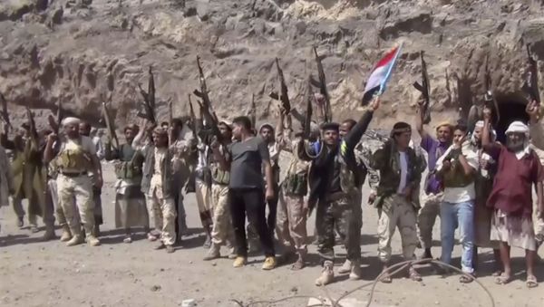 This frame grab from video shows fighters loyal to the separatist so-called Southern Transitional Council - Sputnik International