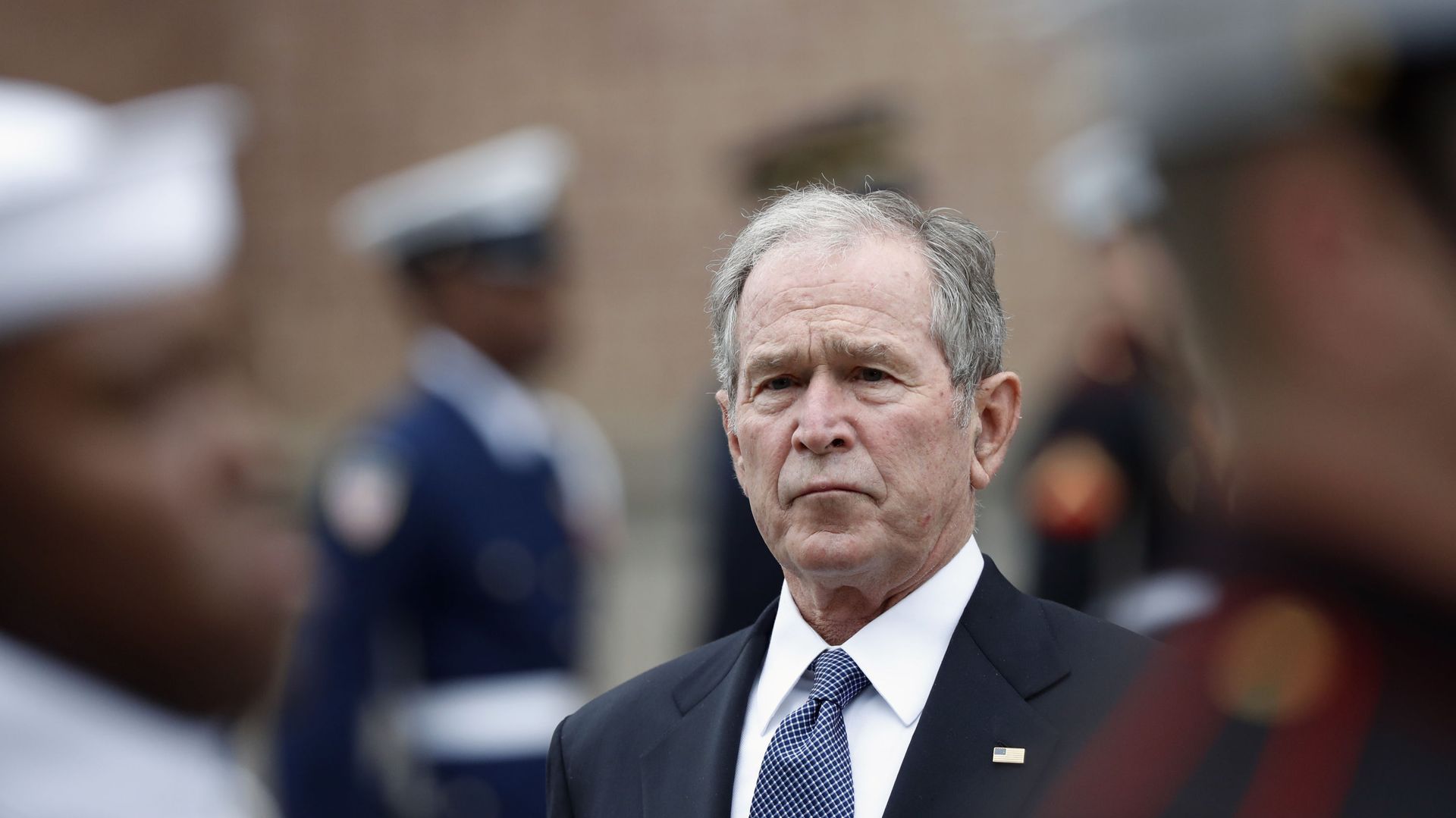 Former President George W. Bush leaves St. Martin's Episcopal Church in Houston after the funeral service for his father Former President George W. Bush leaves St. Martin's Episcopal Church in Houston after the funeral service for his father - Sputnik International, 1920, 19.03.2021