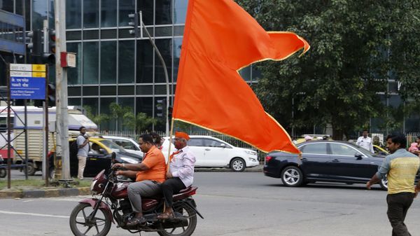Shiv Sena party supporters celebrate in Mumbai, India, Thursday, Oct. 24, 2019 - Sputnik International