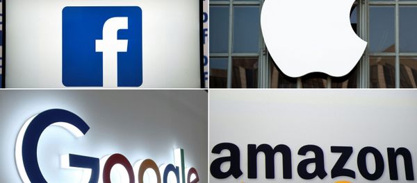 (COMBO) This combination of pictures created on July 10, 2019 shows a Facebook logo on July 4, 2019 in Nantes, an Apple logo in San Francisco on September 7, 2016, a Google logo in China's Chongqing on August 23, 2018, and an Amazon logo in New York on September 28, 2011 (COMBO) This combination of pictures created on July 10, 2019 shows a Facebook logo on July 4, 2019 in Nantes, an Apple logo in San Francisco on September 7, 2016, a Google logo in China's Chongqing on August 23, 2018, and an Amazon logo in New York on September 28, 2011 - Sputnik International