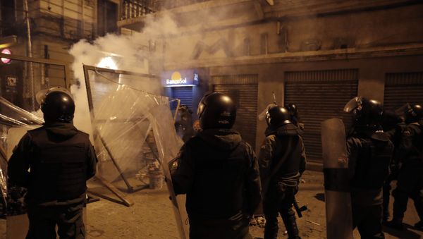 Police near the senate in Bolivia - Sputnik International