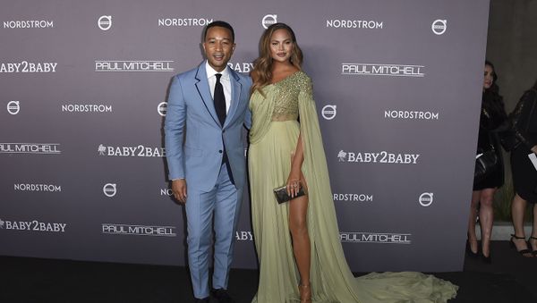 John Legend and Chrissy Teigen arrive at the 2019 Baby2Baby Gala on Saturday, Nov. 9, 2019, in Culver City, Calif. - Sputnik International