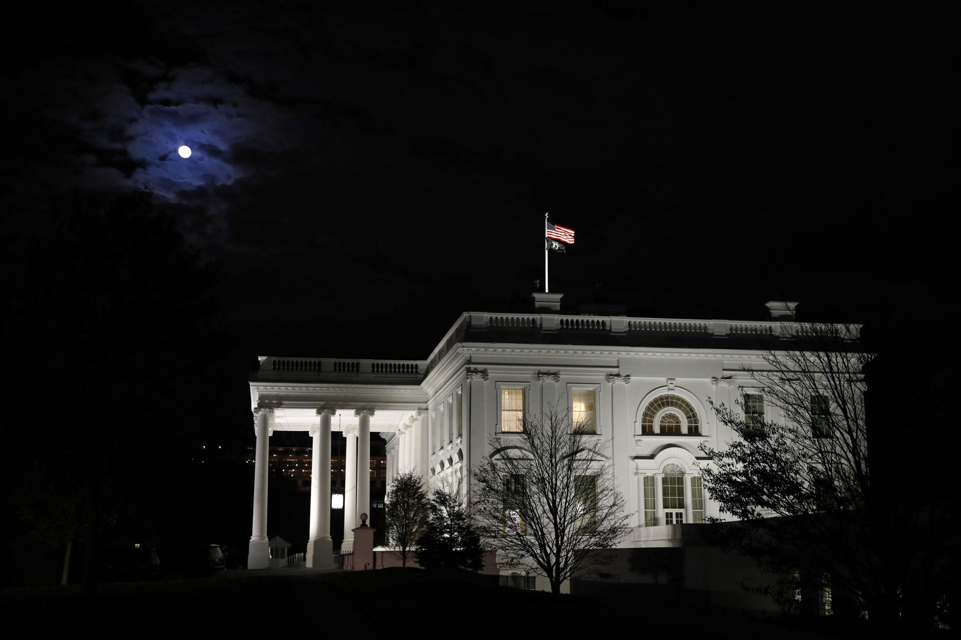 On a Tight Leash: White House Edits Its Own Quotes Before Press Allowed to Publish Them, Report Says - Sputnik International, 1920, 12.05.2021