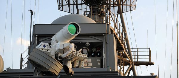 The U.S. Navy Afloat Forward Staging Base (Interim) USS Ponce (AFSB(I)-15) conducts an operational demonstration of the Office of Naval Research (ONR)-sponsored Laser Weapon System (LaWS) while deployed to the Arabian Gulf. The U.S. Navy Afloat Forward Staging Base (Interim) USS Ponce (AFSB(I)-15) conducts an operational demonstration of the Office of Naval Research (ONR)-sponsored Laser Weapon System (LaWS) while deployed to the Arabian Gulf. - Sputnik International