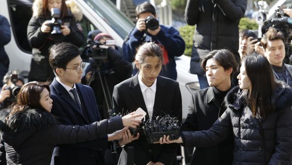 K-pop singer Jung Joon-young speaks upon his arrival at the Seoul Metropolitan Police Agency in Seoul, South Korea - Sputnik International