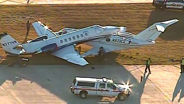 Planes collide - Sputnik International