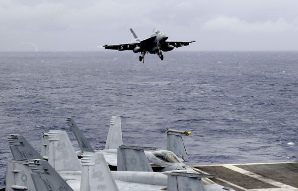 Beijing Protests US Sending Combat Ships to Disputed Islands in South China Sea - Sputnik International