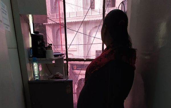 Surrogate mother Surrogate mother - Sputnik International