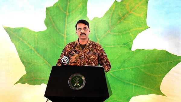 Major General Asif Ghafoor - Sputnik International