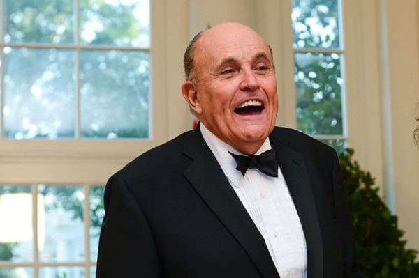 Giuliani Offered to Search for Ukraine's Stolen Assets for $200,000 – Reports - Sputnik International