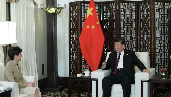 Chinese President Xi Jinping meets Chief Executive of Hong Kong Special Administrative Region (HKSAR) Carrie Lam, who is in Shanghai for the second China International Import Expo (CIIE), in Shanghai, China, November 4, 2019 - Sputnik International