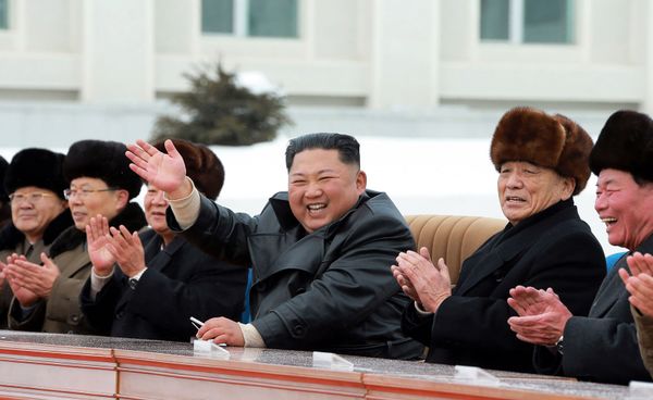 North Korean leader Kim Jong Un (C) attending a ceremony to mark the completion of the construction of the township of Samjiyon County.  - Sputnik International