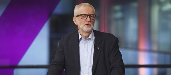 Britain's main opposition Labour Party leader Jeremy Corbyn practicing in the studio before the start of the Channel 4 News' General Election debate in central London, Thursday Nov. 28, 2019 - Sputnik International