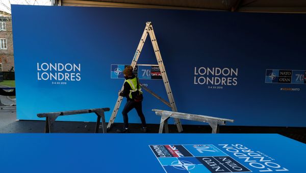Workers prepare the 'welcome centre' prior to the NATO alliance summit, at The Grove Hotel in Watford, south-east England on 3 December 2019. Workers prepare the 'welcome centre' prior to the NATO alliance summit, at The Grove Hotel in Watford, south-east England on 3 December 2019. - Sputnik International