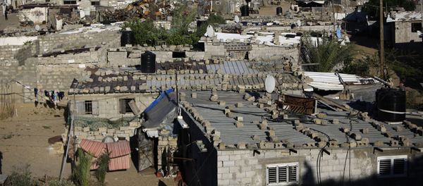 An impoverished area in the southern Gaza Strip refugee camp of Khan Yunis is pictured on May 13, 2019. - Sputnik International
