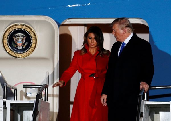 From MH370 to Fake Melania: Top 10 Biggest Conspiracy Theories of the 2010s - Sputnik International