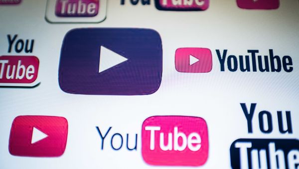 YouTube logos on a computer screen - Sputnik International