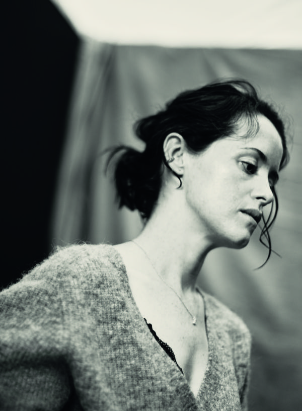 Actress Claire Foy in the Looking for Juliet 2020 Pirelli Calendar  - Sputnik International