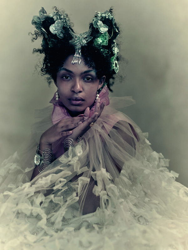 Actress Yara Shahidi in the Looking for Juliet 2020 Pirelli Calendar  - Sputnik International